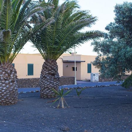 Gbh Volcanic Beach La Oliva Luaran gambar